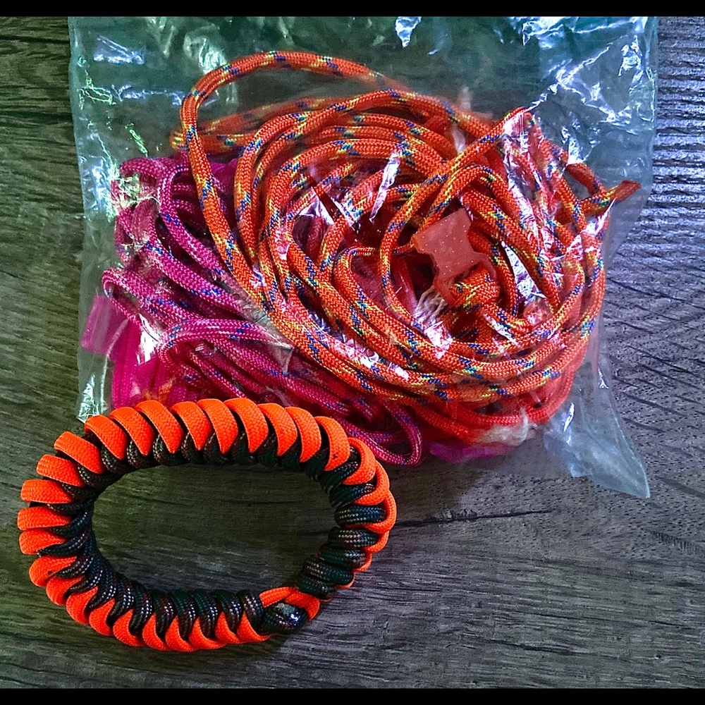Paracord bracelet + more